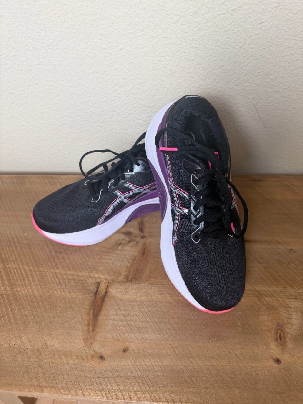 ASICS Gel Kayano 30 Black/Lilac Hint Colorway Size 7.5